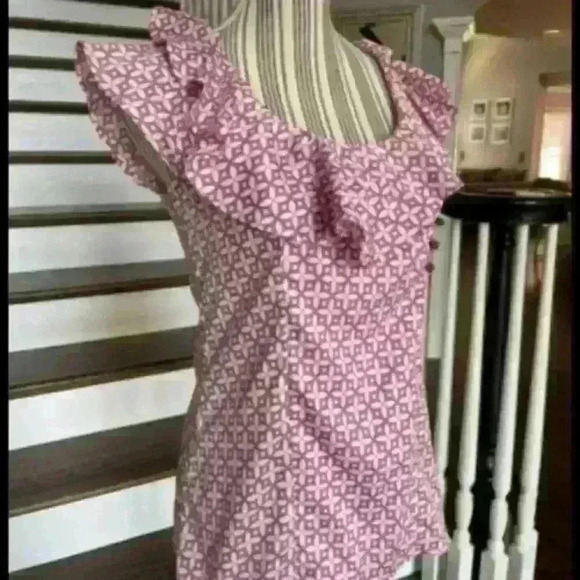 Banana Republic Tops - Banana Republic Pink White Top Blouse Short Sleeve, Size S Ruffle Collar Sleeve